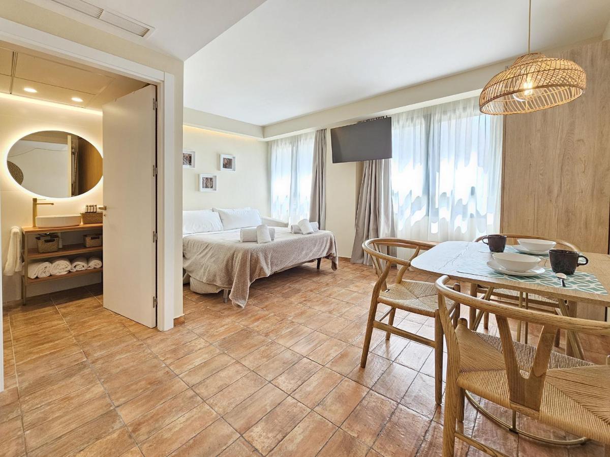 Apartamentos Las Ciencias Studio P Валенсия Экстерьер фото